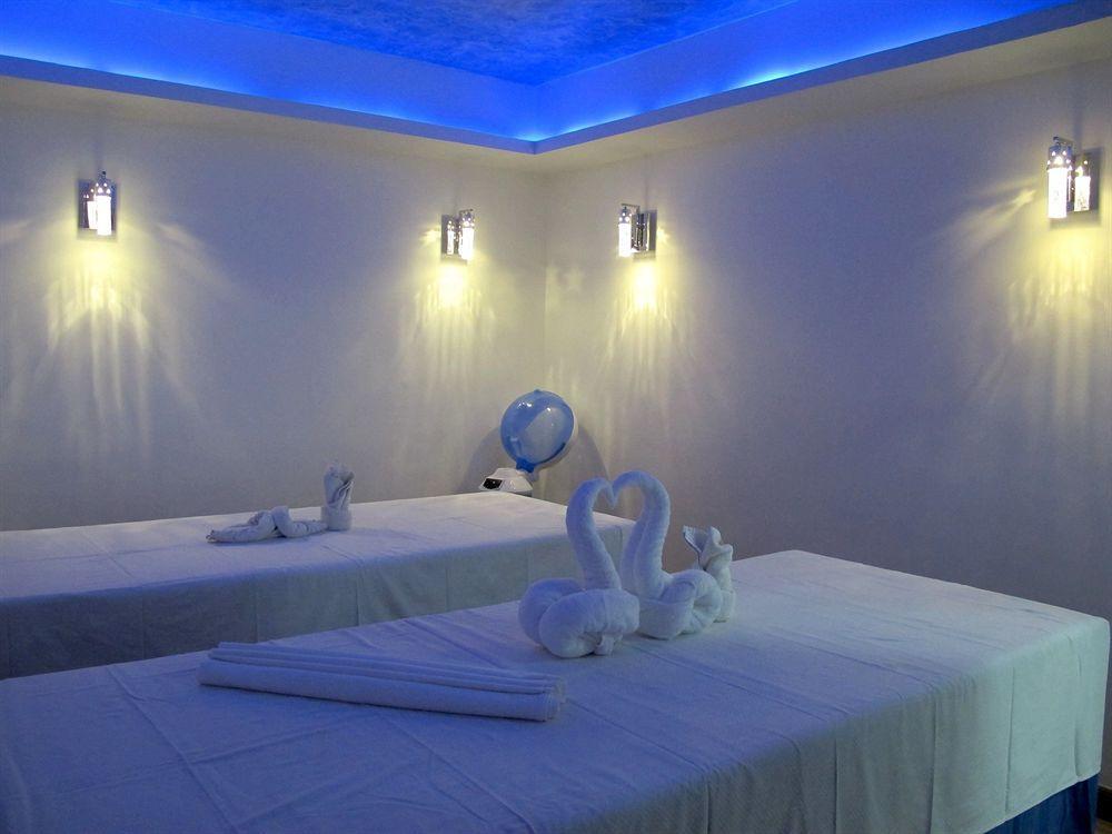 होटल Royal Penguin Boutique &